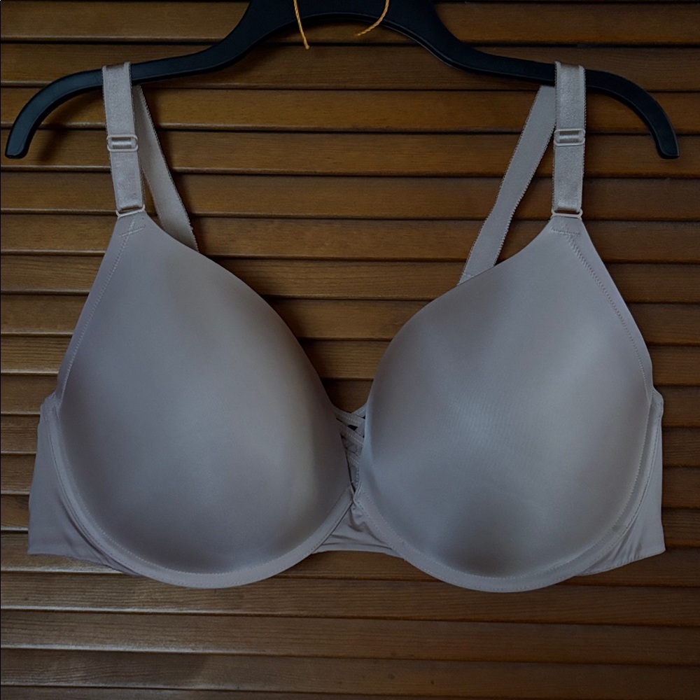 Nude EUC Torrid Curve Women’s Bra